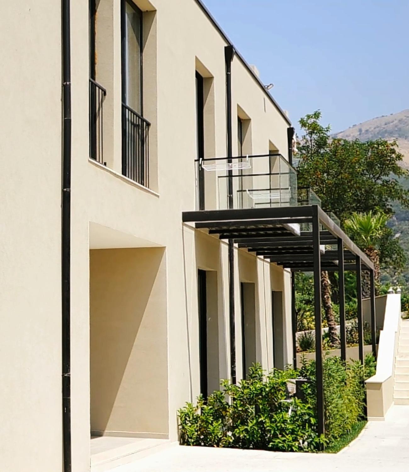 Hotel Dukes Albania Radhimë Exteriér fotografie